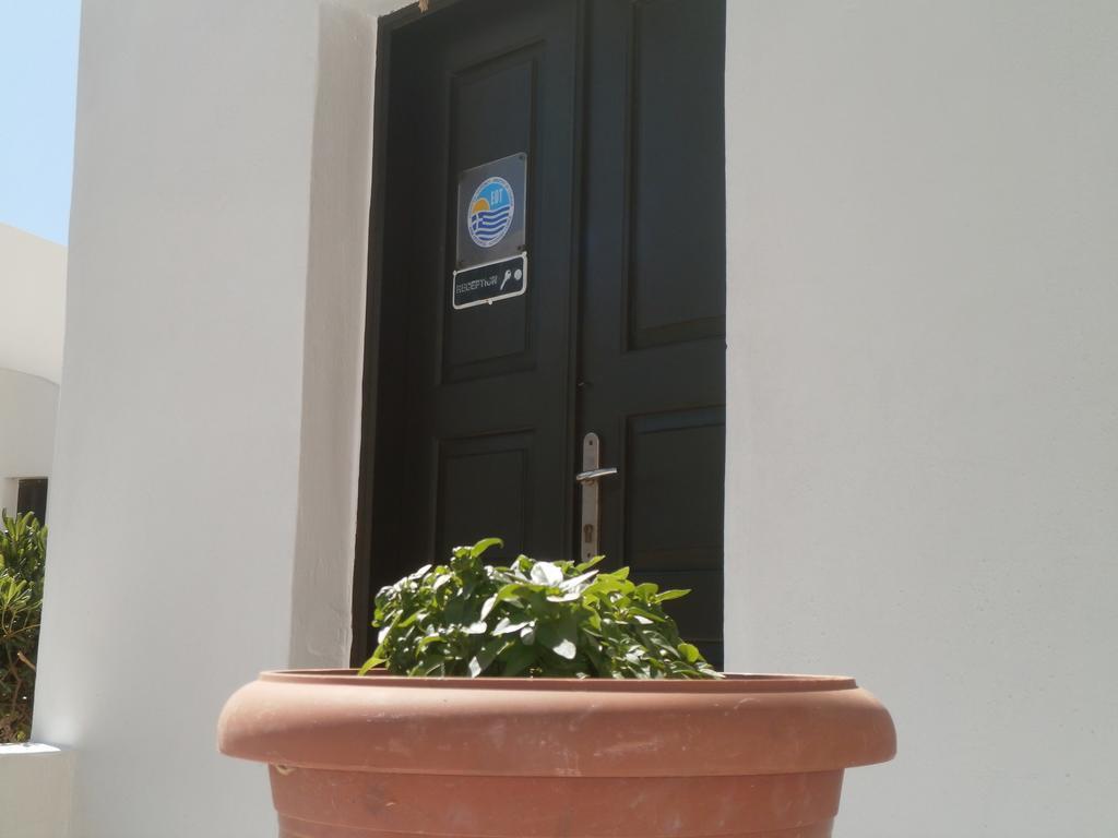 Villa Ostria Kamári Exterior foto
