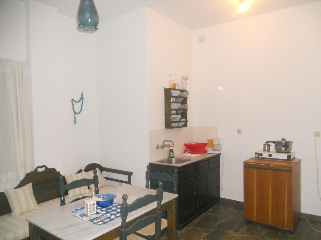 Villa Ostria Kamári Habitación foto