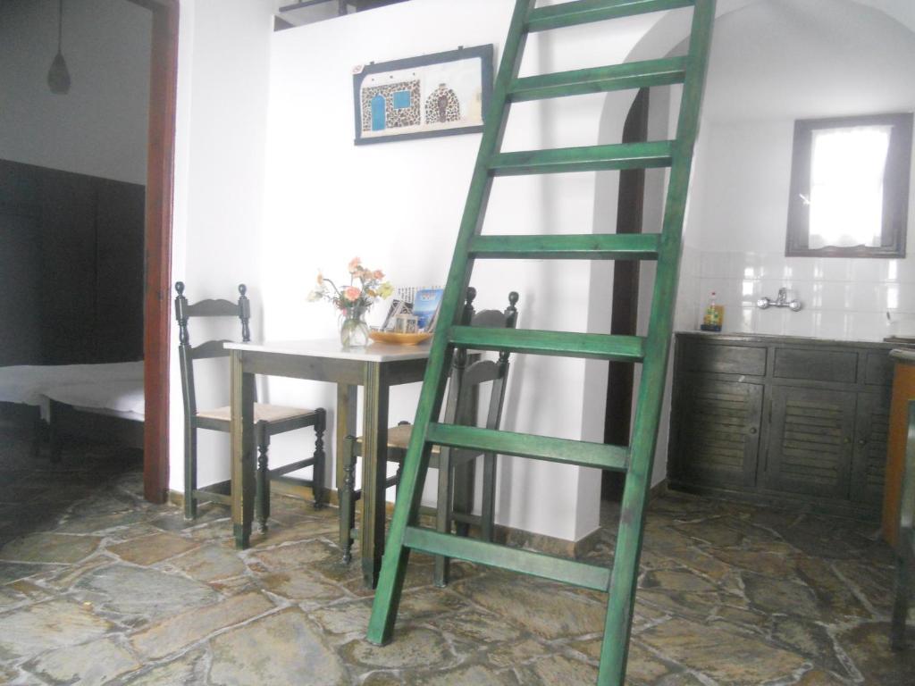 Villa Ostria Kamári Habitación foto